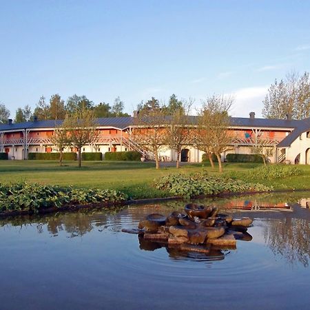 Ytterjaerna Hotell & Konferens Exterior photo